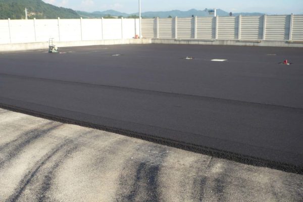 Asfaltatura parcheggio - Lerta - Impresa edile di costruzioni civili e residenziali