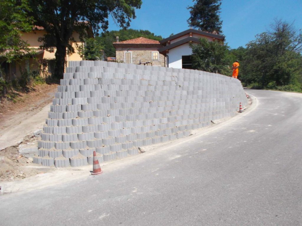 Muro contenimento con sistema splitflower 2 - Lerta - Impresa edile di costruzioni civili e residenziali