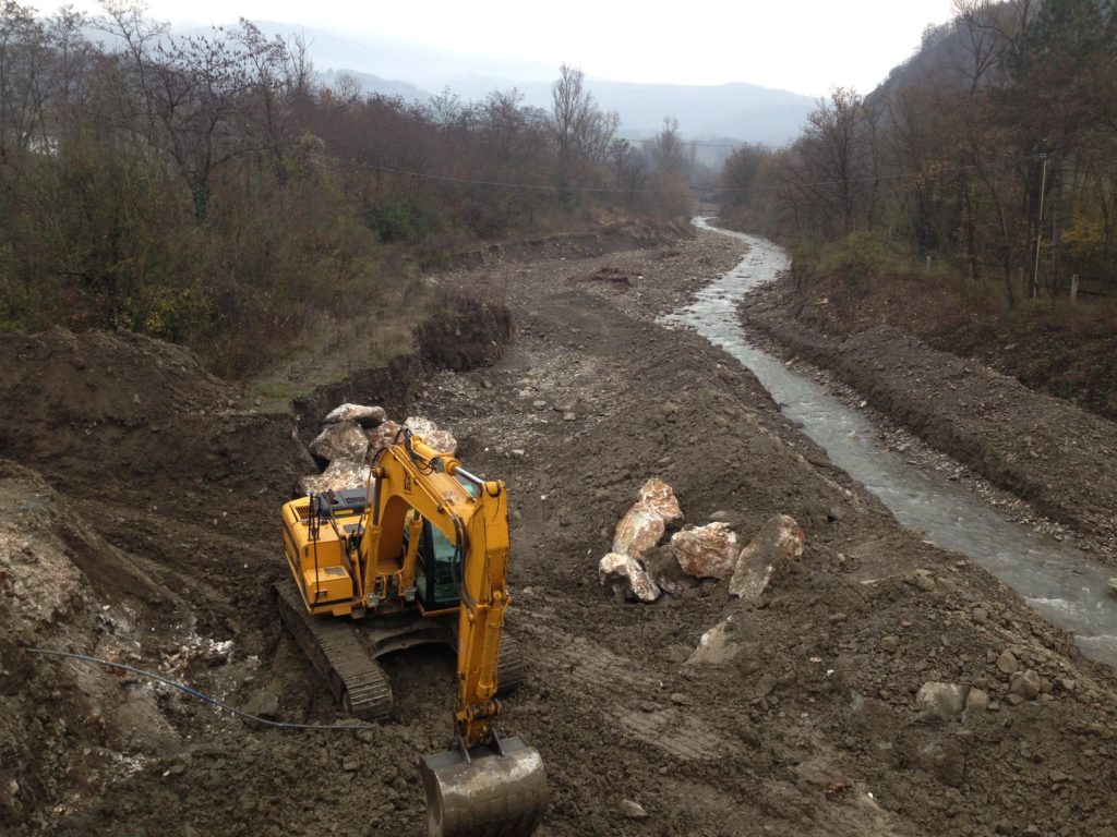Regimazione idraulica - Lerta - Impresa edile di costruzioni civili e residenziali